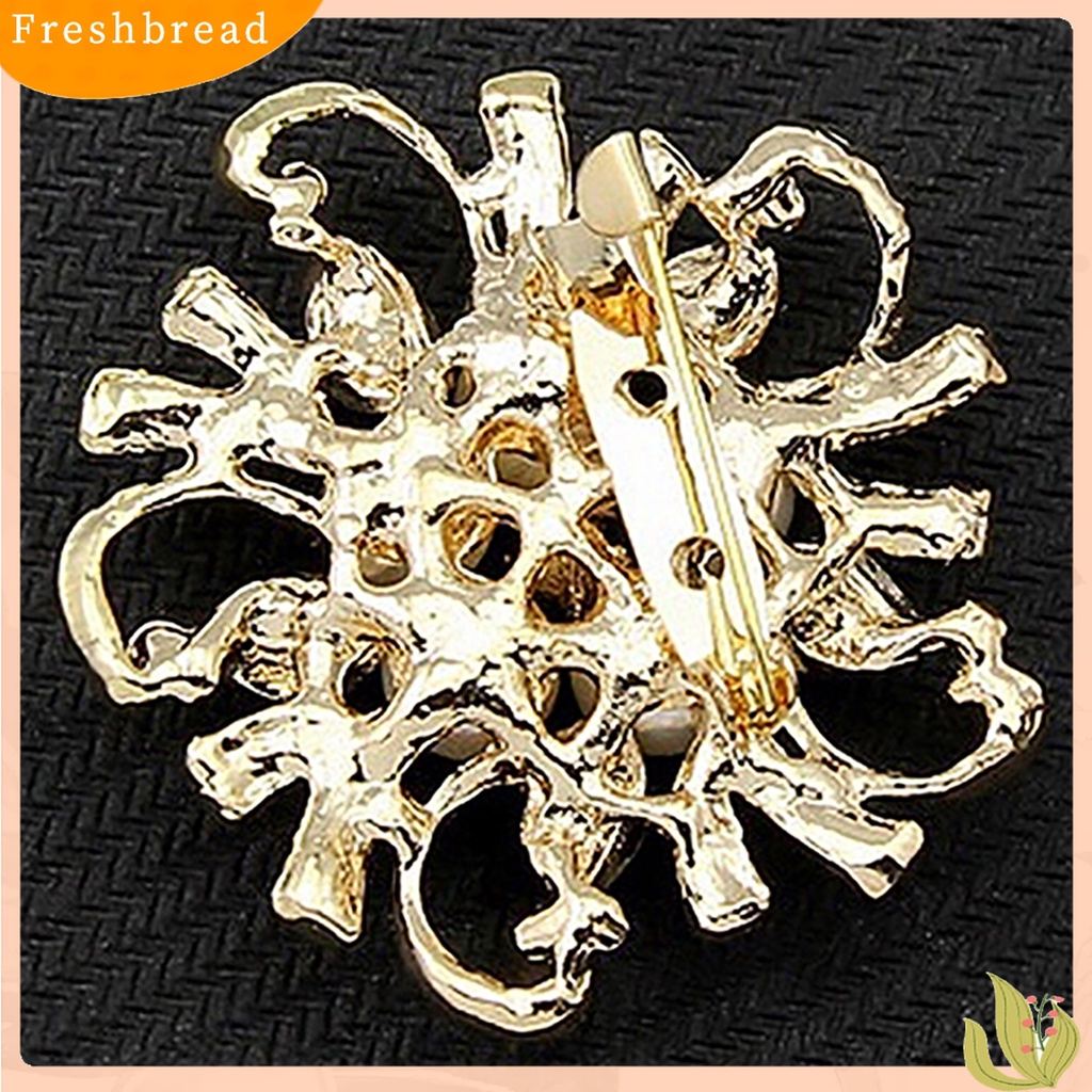 [ TERLARIS]Women Breastpin Elegant No Deformation Flower Rhinestone Faux Pearl Brooch Pin for Party Dating