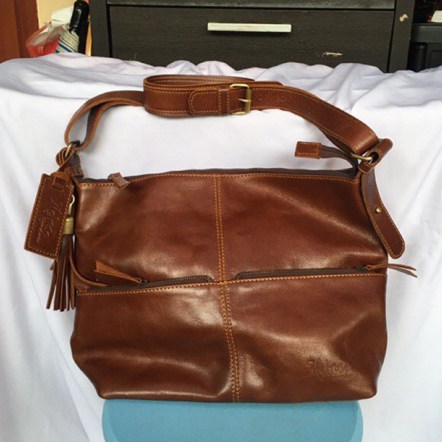 Sling Bag Besar Kulit Asli Mantul Melrose Preloved