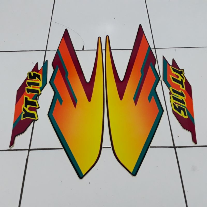 striping lis sticker variasi yamaha YT115 grafis