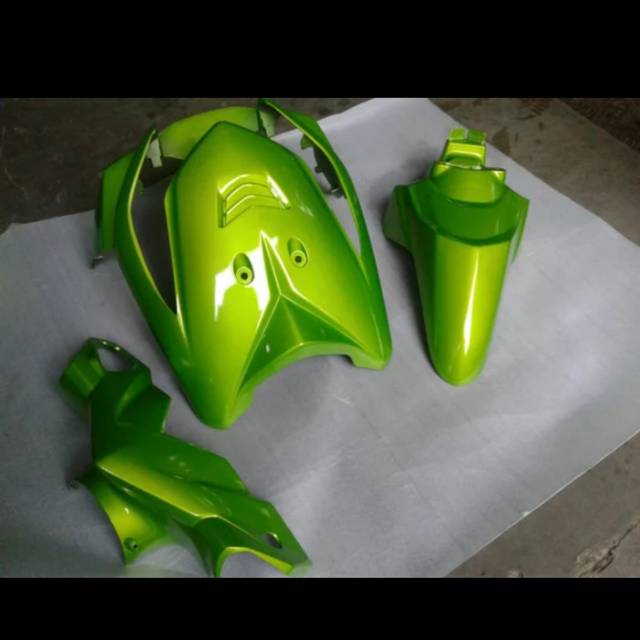 Cover body Beat karbu lama warna Hijau