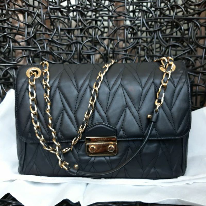 Tas kulit rantai nina ricci