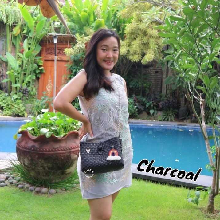 Sling Bag Chain / Tas Selempang Rantai / Tas hp / tas anyam bali / tas anyam sintetis plastik premiu