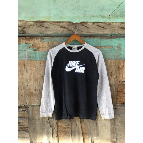 kaos Lengan Panjang Nike Vintage