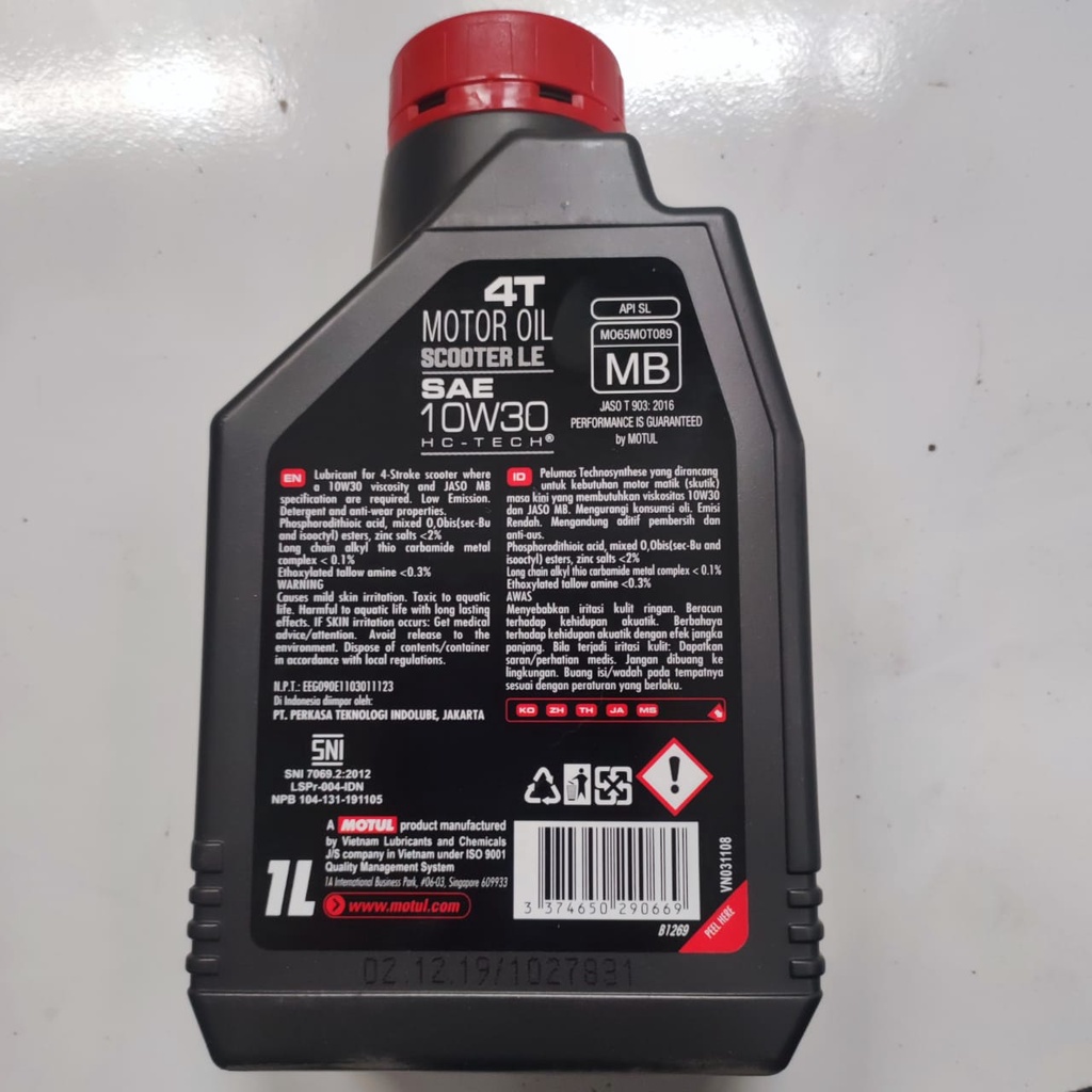 Oli motor matic MOTUL SCOOTER LE 10W30 1L 4T API SL JASO MB