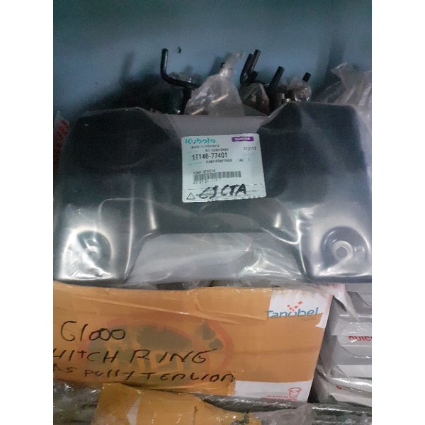 comp spoiler/dudukan tanki diesel kubota RD 75/85-DI/2 T(asli)