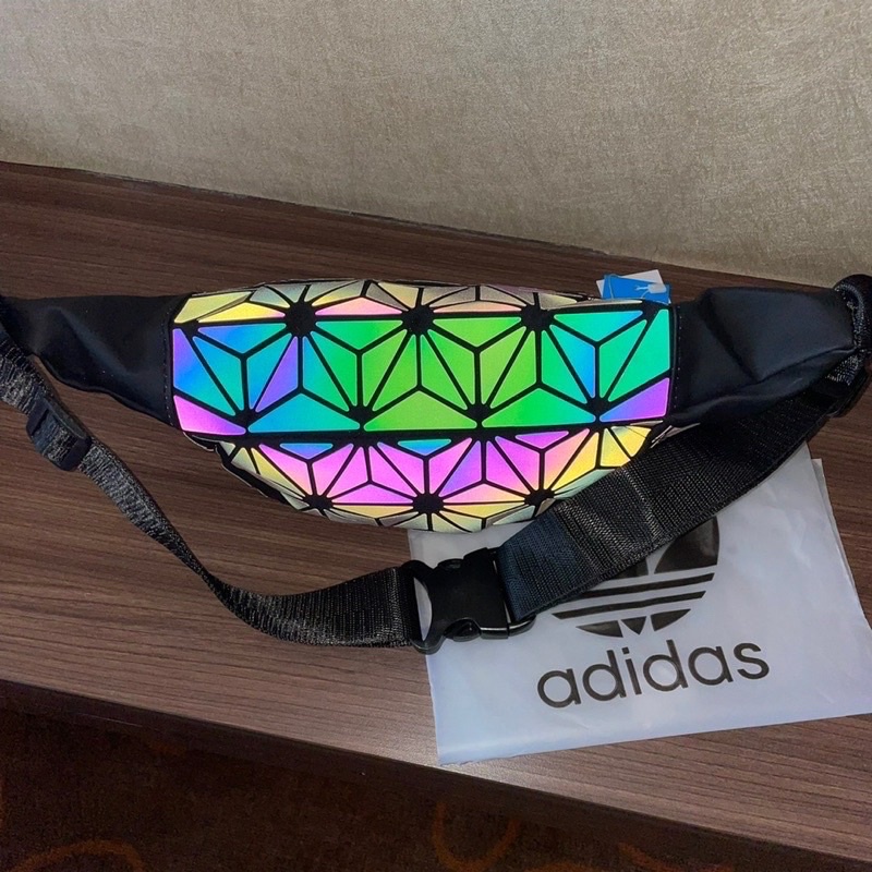 ((TERMURAH)) WAISTBAG ADIDAS ISSEY MIYAKE TERBARU / WAISTBAG ADIDAS TERBARU / WAISTBAG ADIDAS REFLECTIVE / TAA PINGGANG ADIDAS, TAS PINGGANG ADIDAS TERBARU / TAS PINGGANG PRIA KEKINIAN