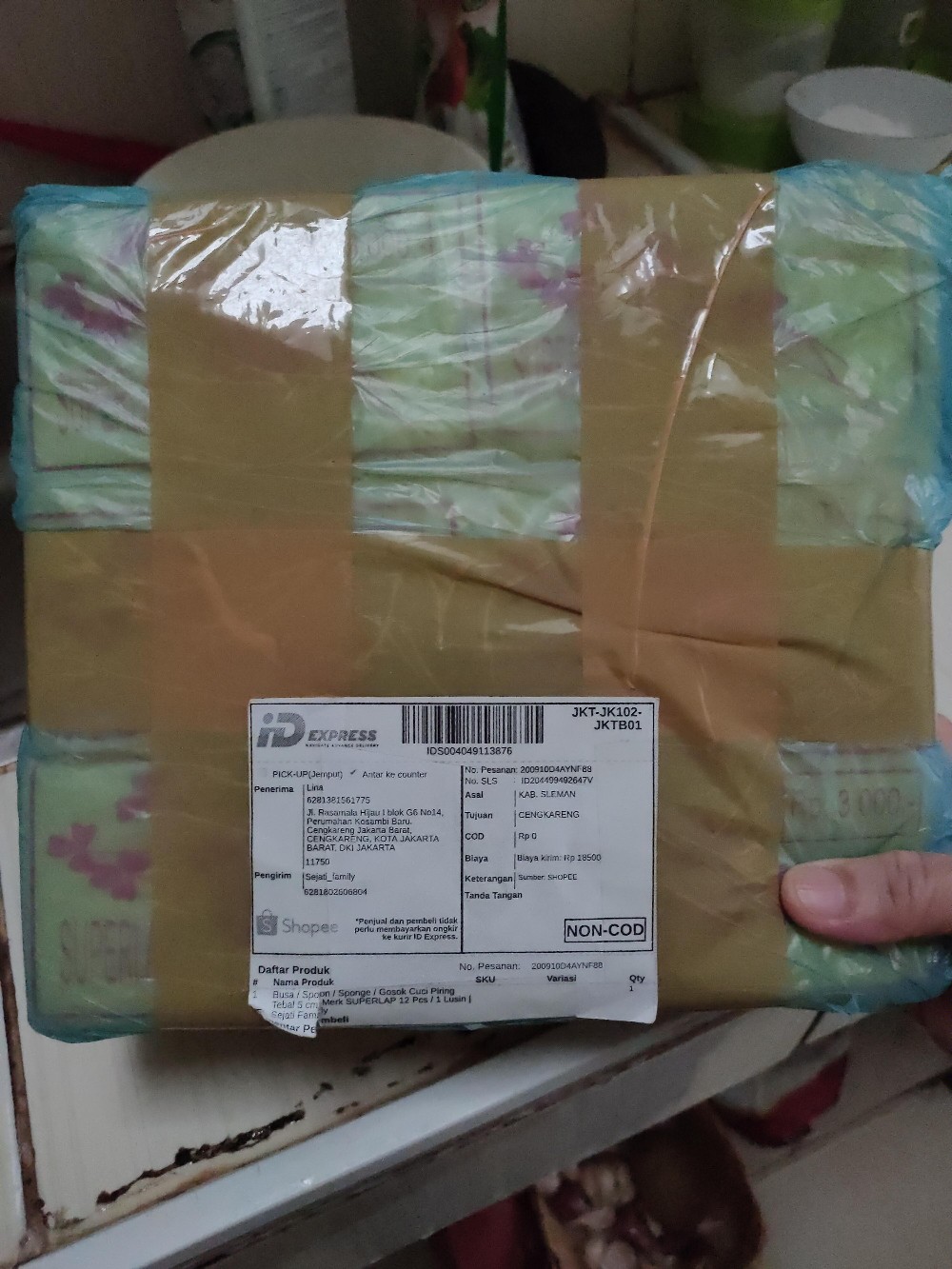 Busa / Spoon / Sponge / Gosok Cuci Piring Tebal 5 Cm Merk Superlap 12 Pcs / 1 Lusin | Sejati Family