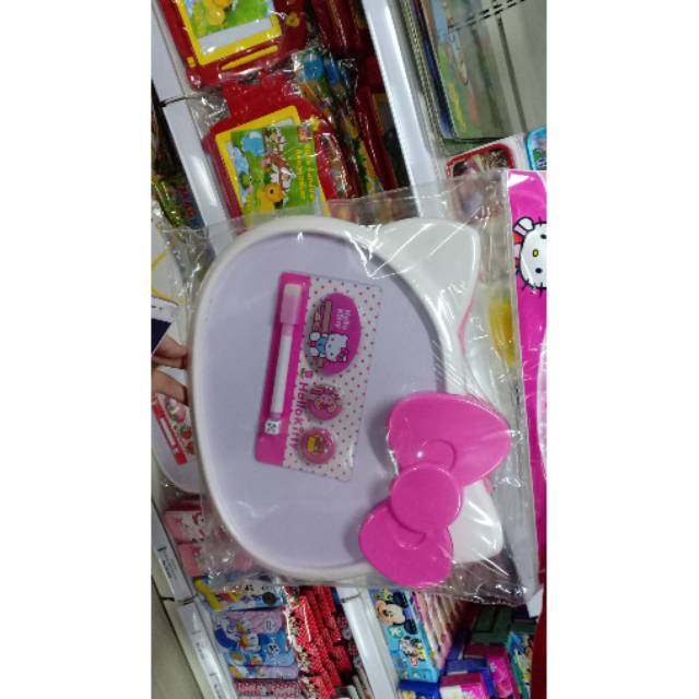 

Papan tulis hellokitty