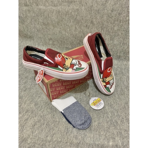 SEPATU V4NS SLIP ON X HIROSHIMA TOYO CRAP PREMIUM