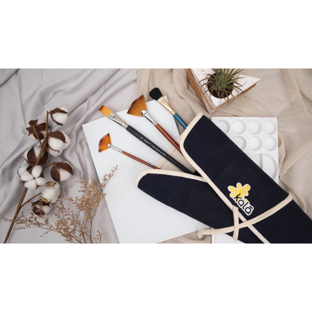 Big Brush Roll Case by Kala ( tempat brush )