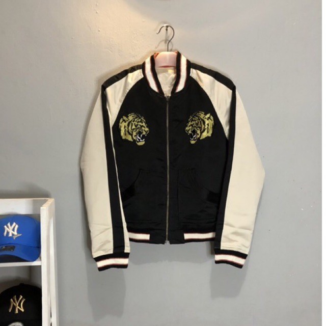 JAKET SUKAJAN MOUSSY TIGER REVERSIBLE SECOND DAN BEKAS