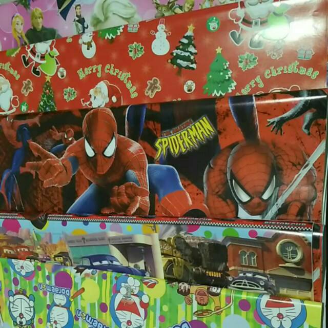 

Kertas kado murah grosir lusinan karakter kartun doraemon frozen spiderman cars thomas natal lucu