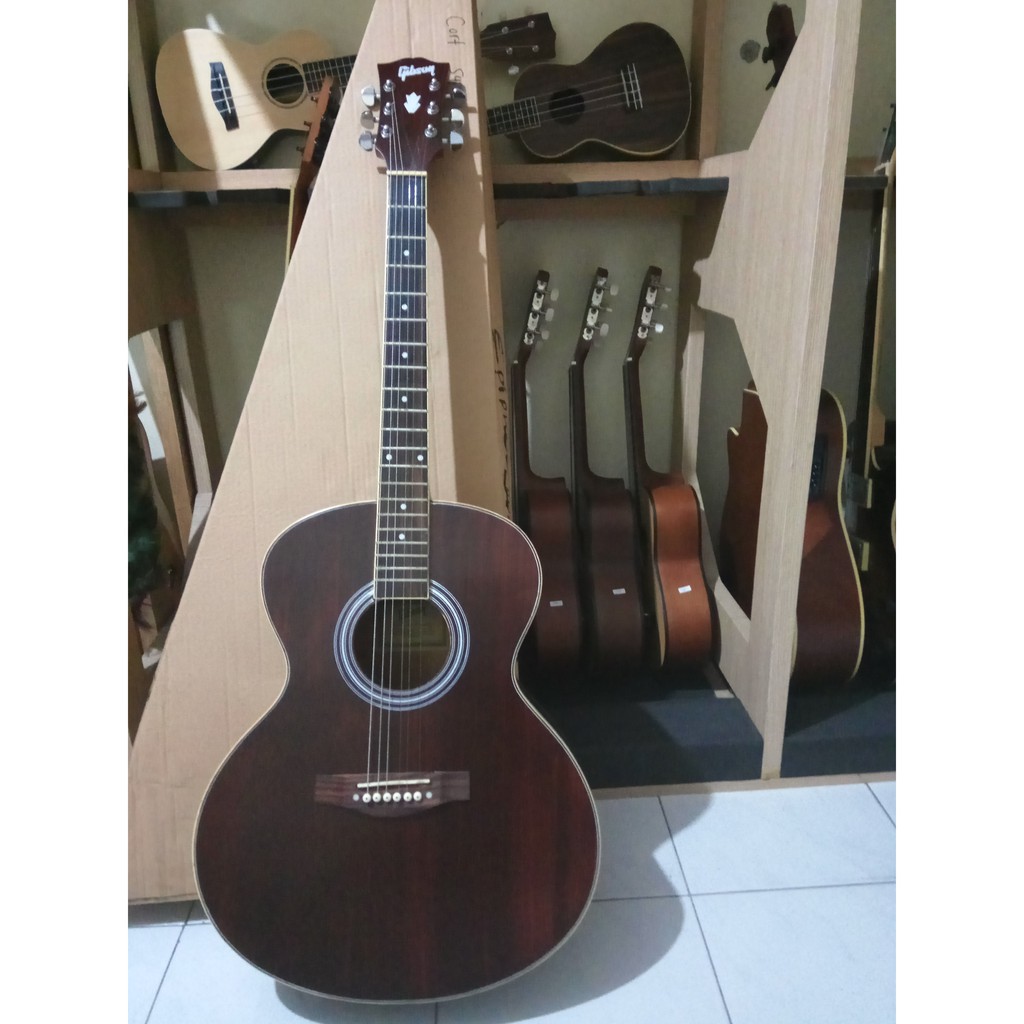 gitar akustik jumbo Gibson