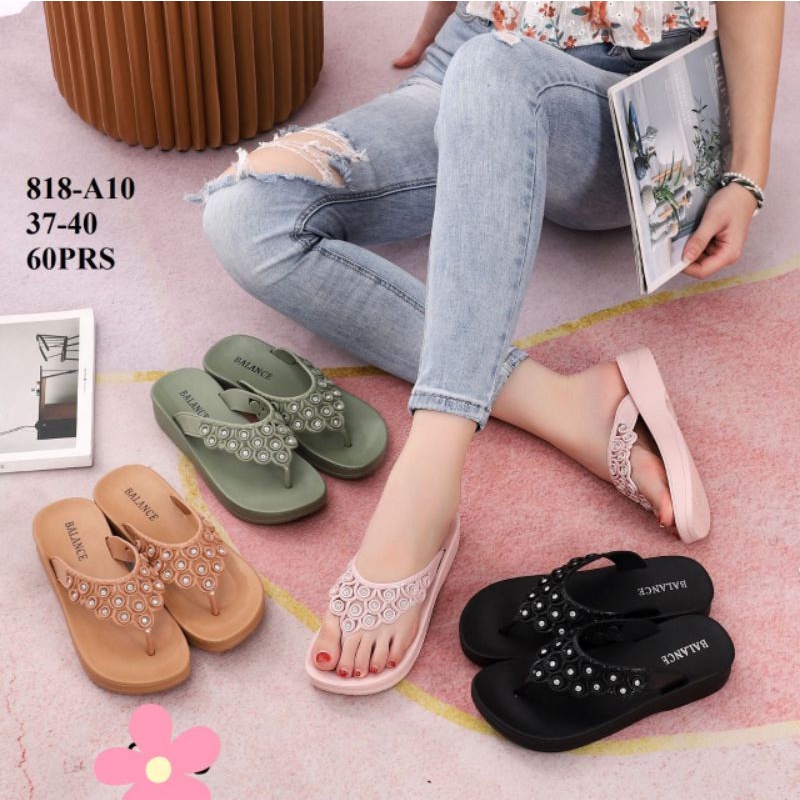 SANDAL BALANCE JEPIT MUTIARA TEBAL DAN MERAK