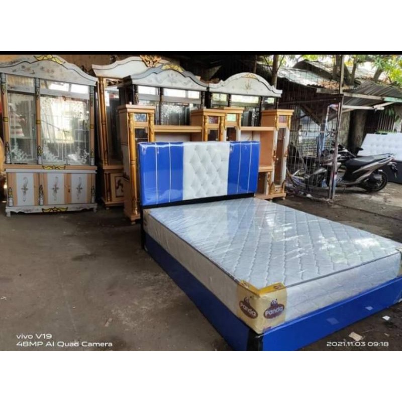 dipan kayu tempat kasur ukuram 160x200