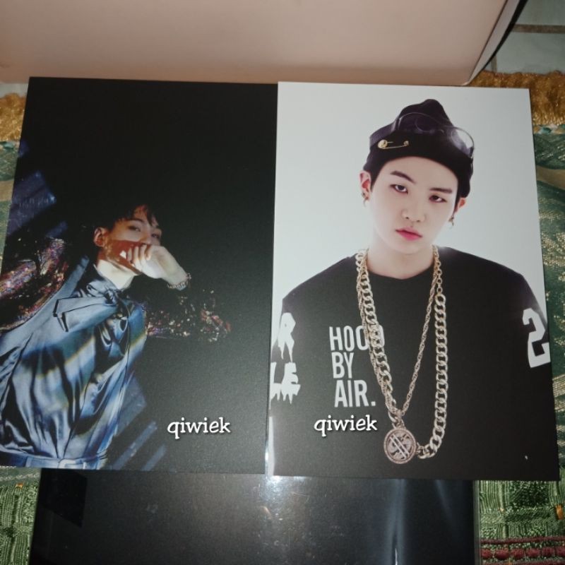 BOOKED  Armypedia postcard Suga  BACA DESKRIPSI