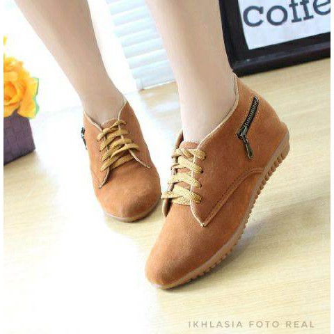 Dnr 01 Ikhlasia Sepatu wanita Sleting Korea Sol Karet SP10 Tan Jelly Shoes