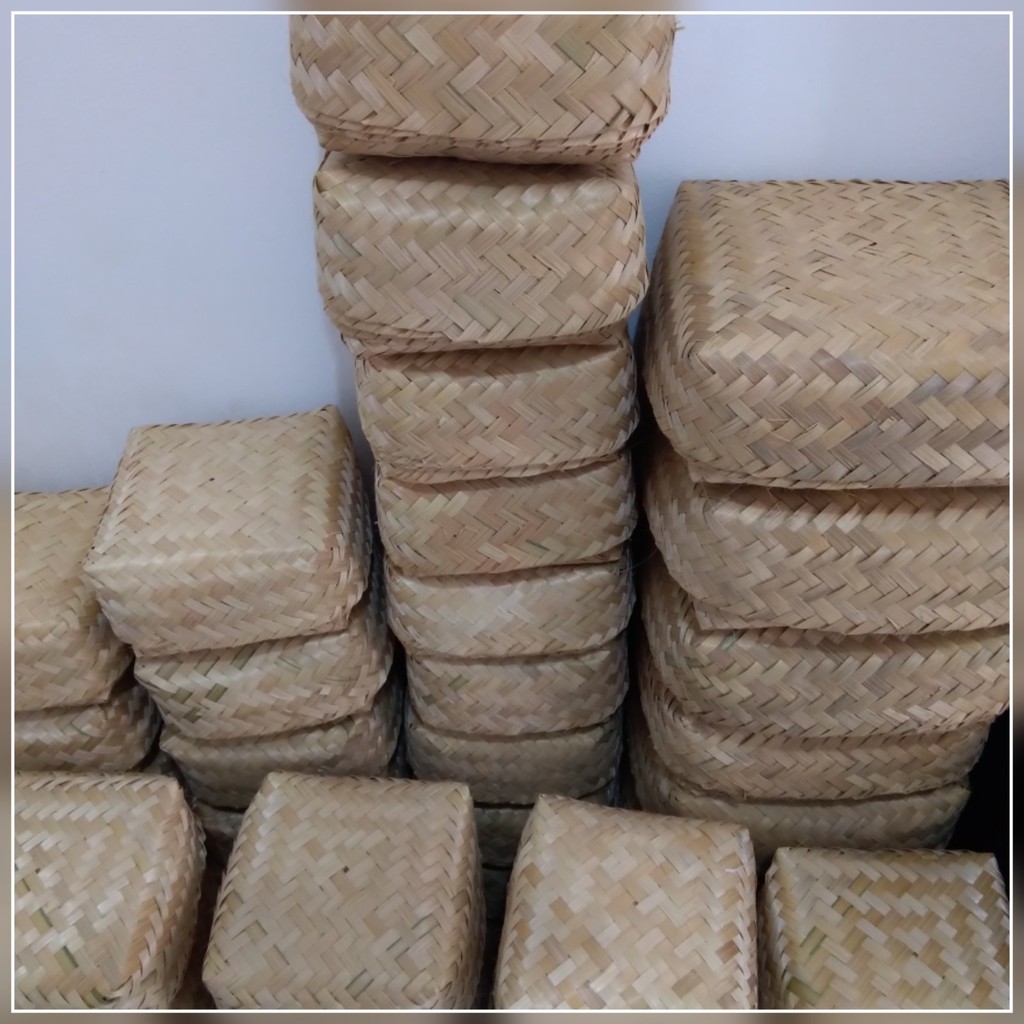 

[ Halodul ] Besek bambu ukuran 20x20 cm (HARGA SEPASANG)
