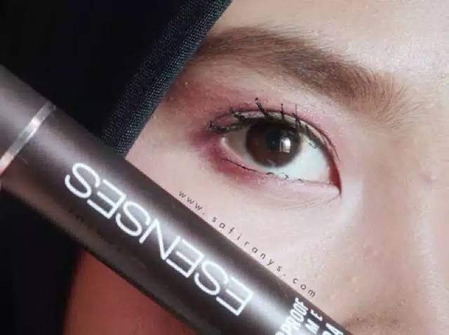 MASCARA ESENSES / EYELINER ESENSES