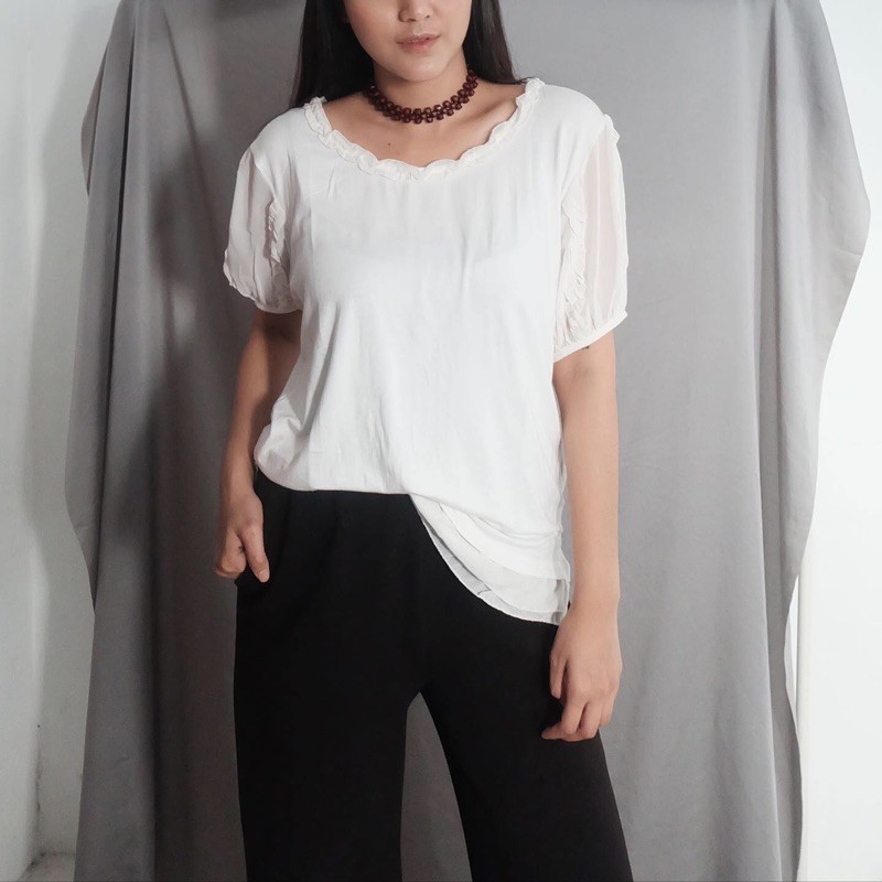 

broken white vintage