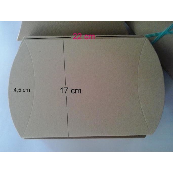 

Promo PILLOW BOX/KOTAK KADO SOFT BOARD 300 gr,ukuran 22 X 17 X 4,5 Cm Terlaris