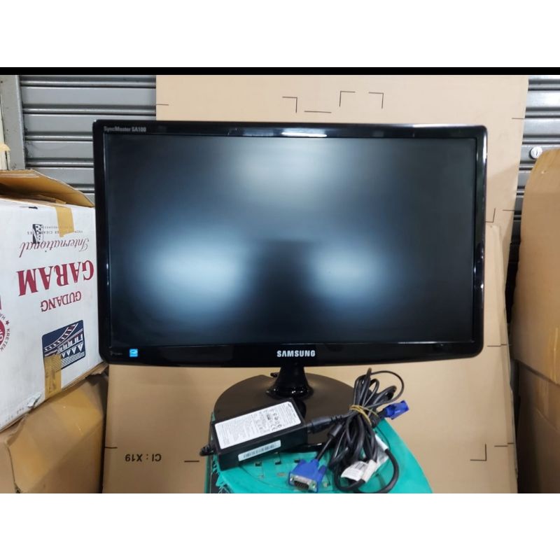 Monitor Led Samsung 22 inci Wide Screen Full HD 1920 x 1080p