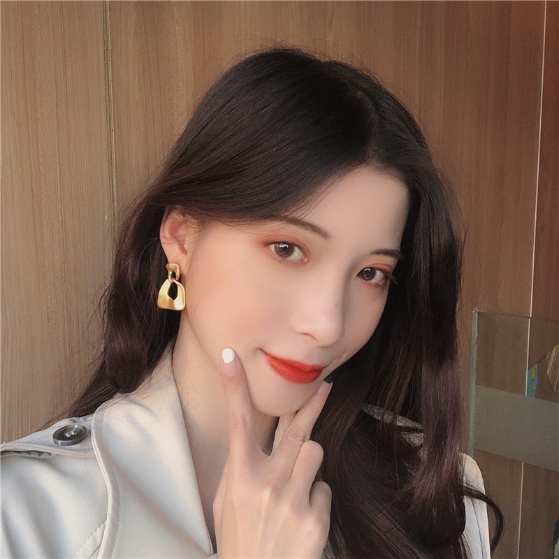 Anting Tusuk silver S925 Warna gold matte Untuk Wanita