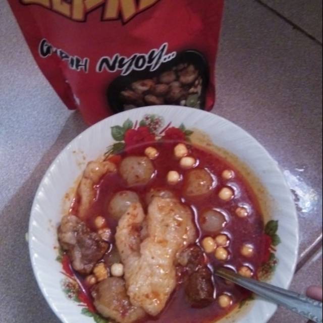 

BASO ACI 69 rasa ayam geprek dan sambel hijau