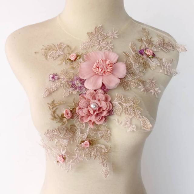 Lace bordir bunga 3d