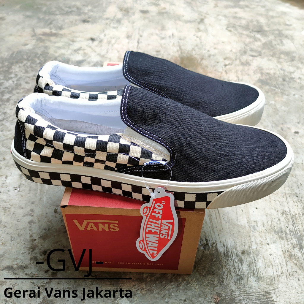 (BISA GRAB) VANS SLIP ON SIDEWALL CHECK BLACK WHITE | VANS SLIP ON CHECKERBOARD | VANS ORIGINAL-1