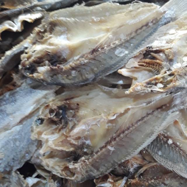 

Ikan Asin Belah 500gr / Ikan Asin Medan