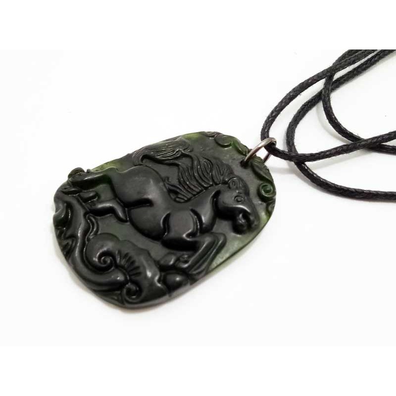 VeE Kalung Liontin Batu Giok Hitam Bergambar Shio Kuda - Kalung Terapi Kesehatan
