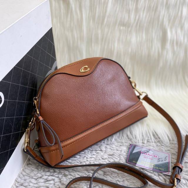 tas coach slempang kecil
