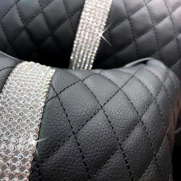 Bantal Kepala Leher Jok Mobil DAD Kulit Hitam V DIAMOND BLING BLING Series Kualitas Super