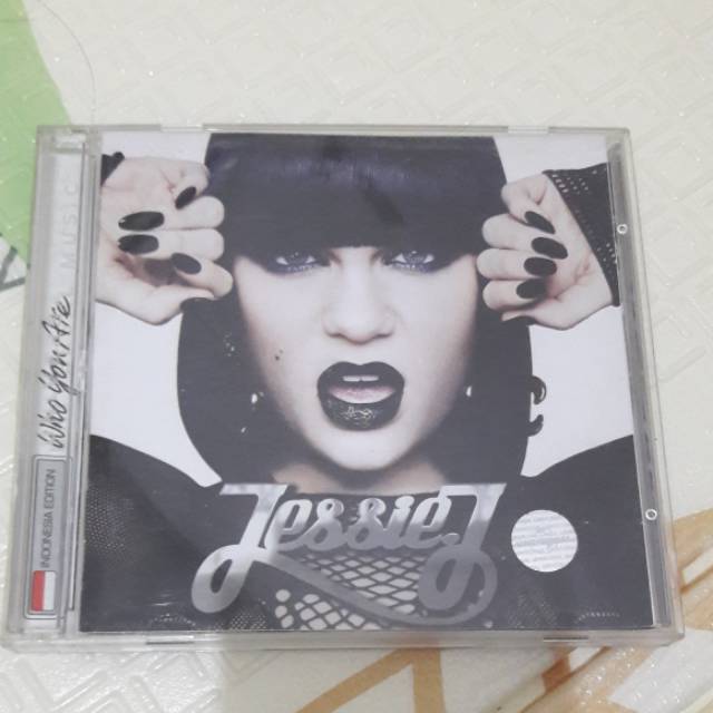Preloved VCD Original Jessie J - Who You Are, VCD DVD Music musik Player