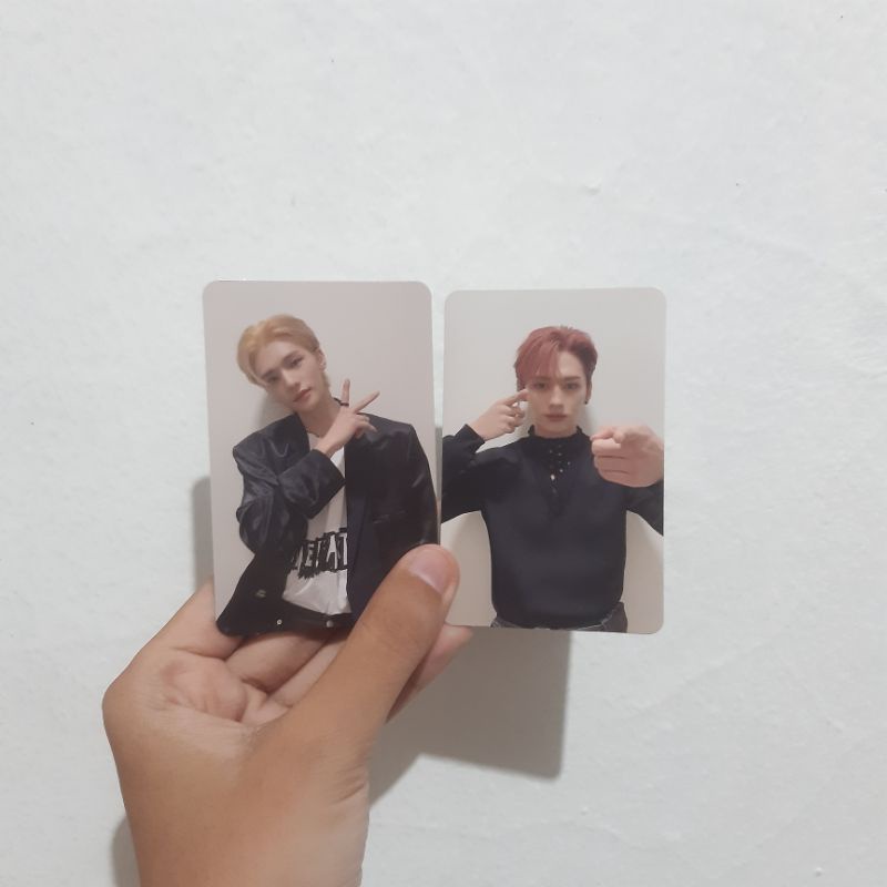 [booked] stray kids target oddinary hyunjin lee know