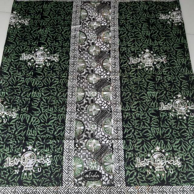 Sarung Batik Azzahir Syubbanul Muslimin