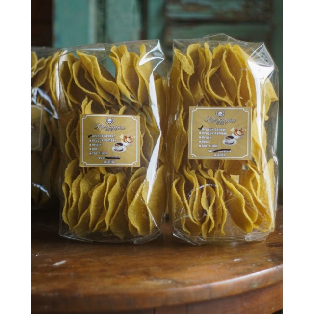 

Krupuk Gendar Mentah | Bakul Nostalgia