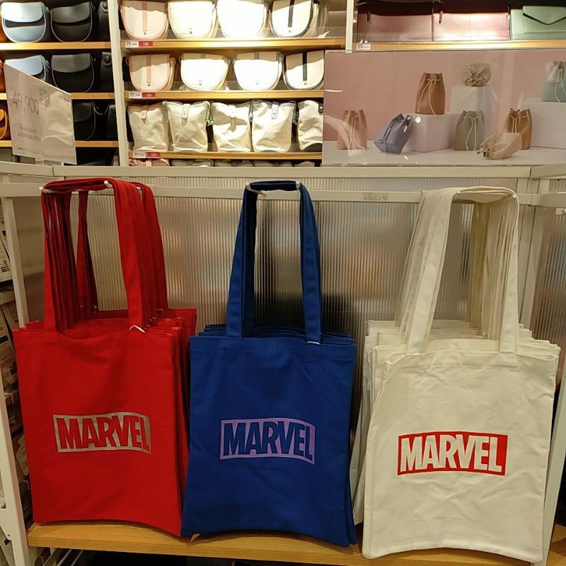 Shopping bag marvel miniso
