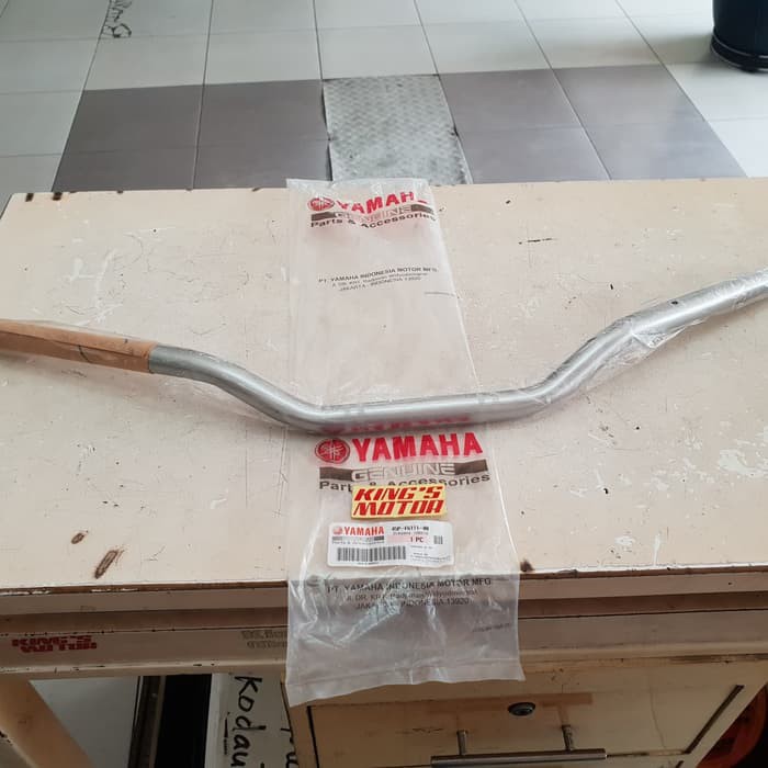 stang stir / STEER BYSON SILVER (45P-00) asli yamaha