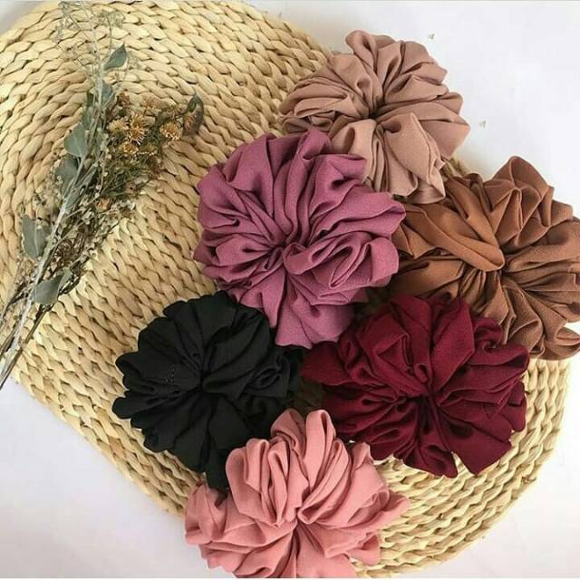 scrunchie bahan diamond crepe . cemol jilbab. ikat rambut