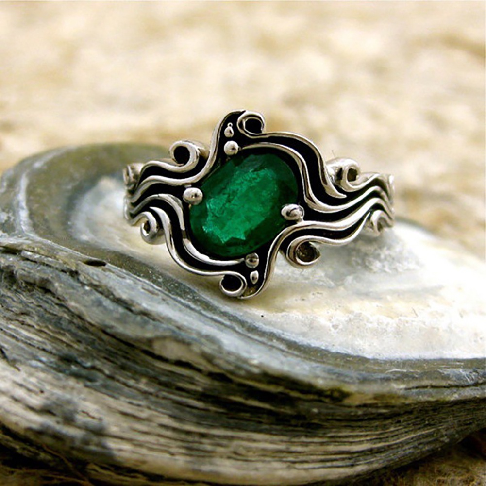 Hu Hu Hu Hu Hu Alat Bantu Pasang Kacamata♡ Cincin Wanita Hias Sapphire / Emerald Imitasi Gaya Vintage Untuk Pertunangan