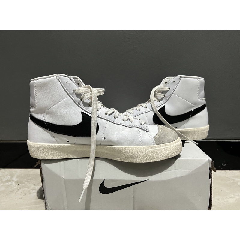 SECOND ORIGINAL NIKE BLAZER  77 VINTAGE