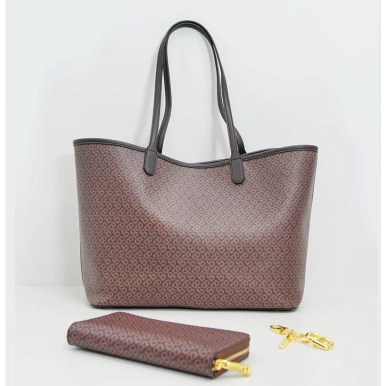 izzy tote bag Buttonscarves