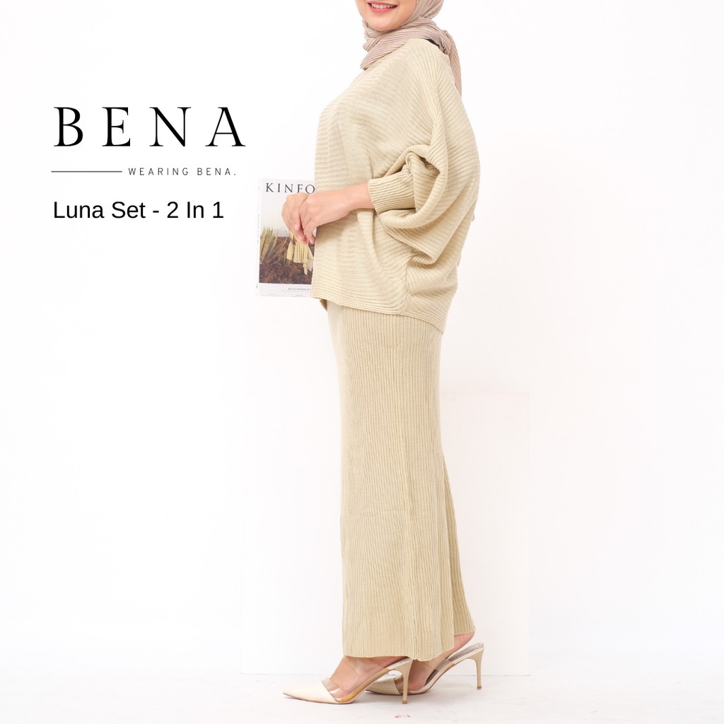 One Set 2 IN 1 Luna Set - Wearing BENA