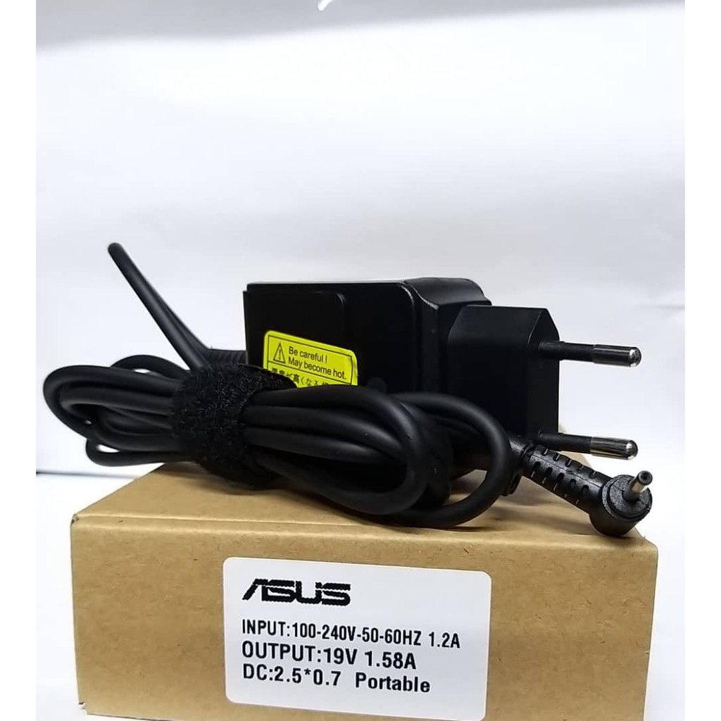 Adaptor Charger Netbook Asus Eee PC 1015 1025 1215 X101 X101H X101CH 19V-1.58A Small