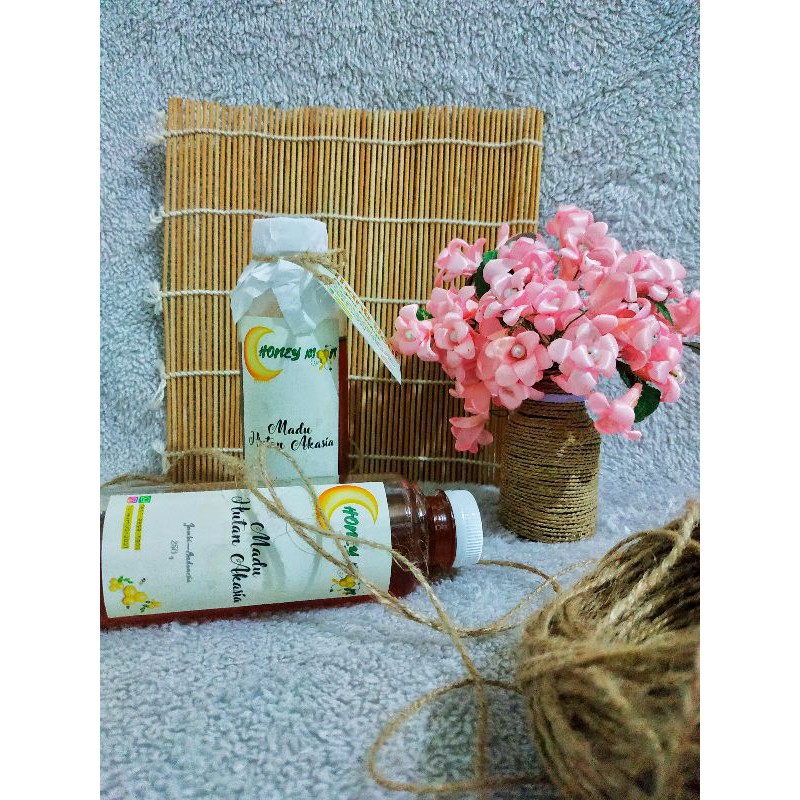 

Madu Hutan Akasia Honey moon 250 g
