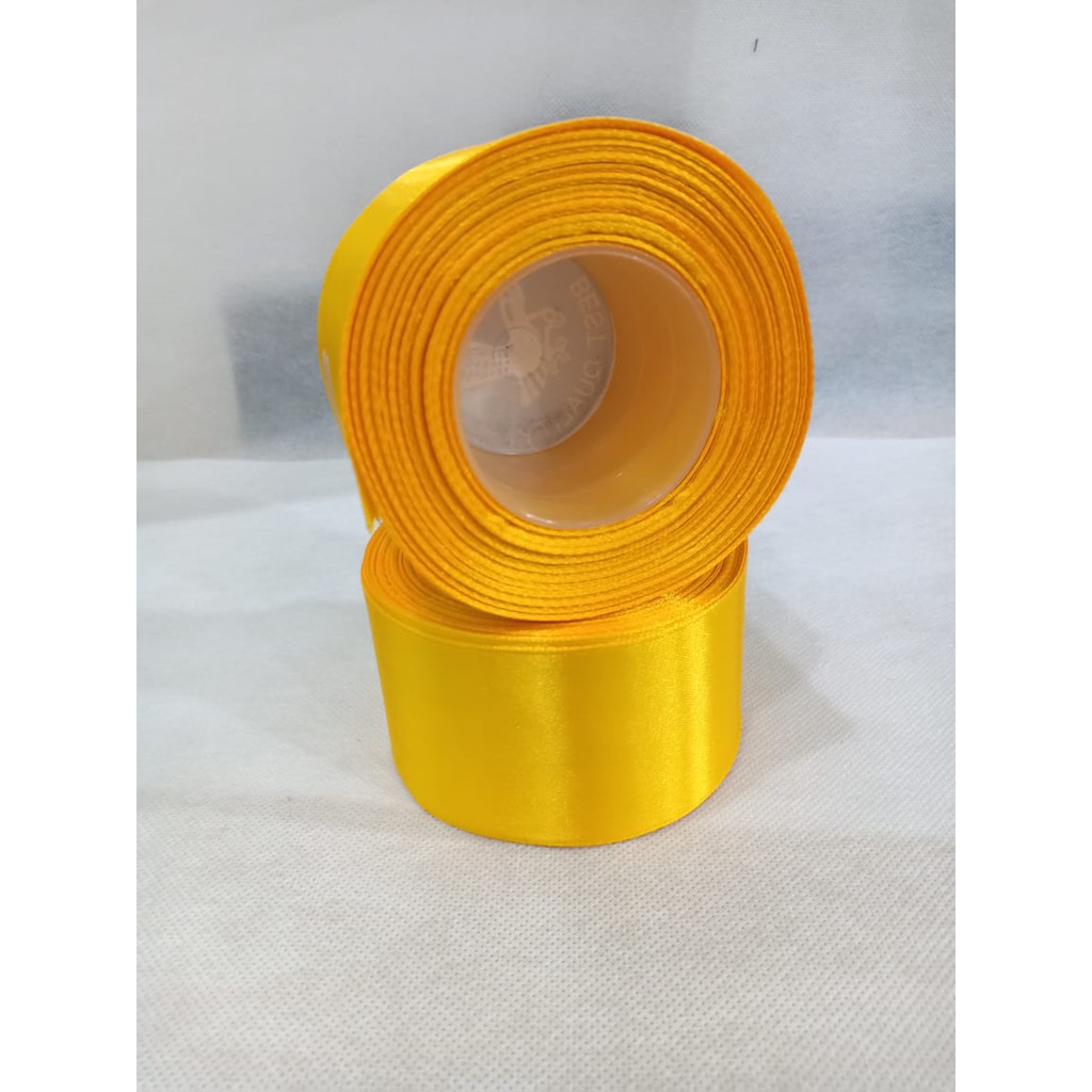 

Pita satin kuning 1.5 inch / 4 cm Per roll