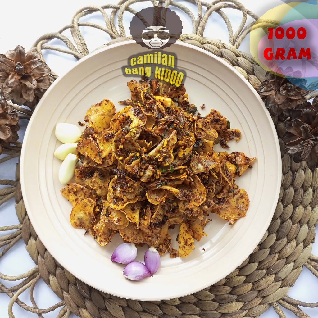 

Cemilan Pedas Keripik kripik Singkong Kripset Pedas Gurih Renyah Kriuk Daun Jeruk isi 1000 gram/1kg