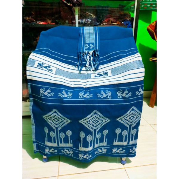 sarung pahikung Sumba Timur